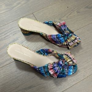 Signature Loeffler Randall sandals with bow in multicolor sz10. Good conditions